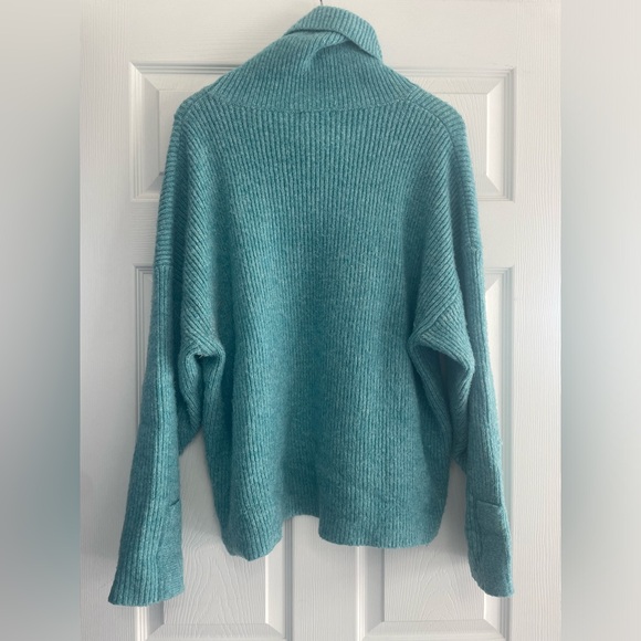 ESQUALO Sweater - Picture 2 of 3